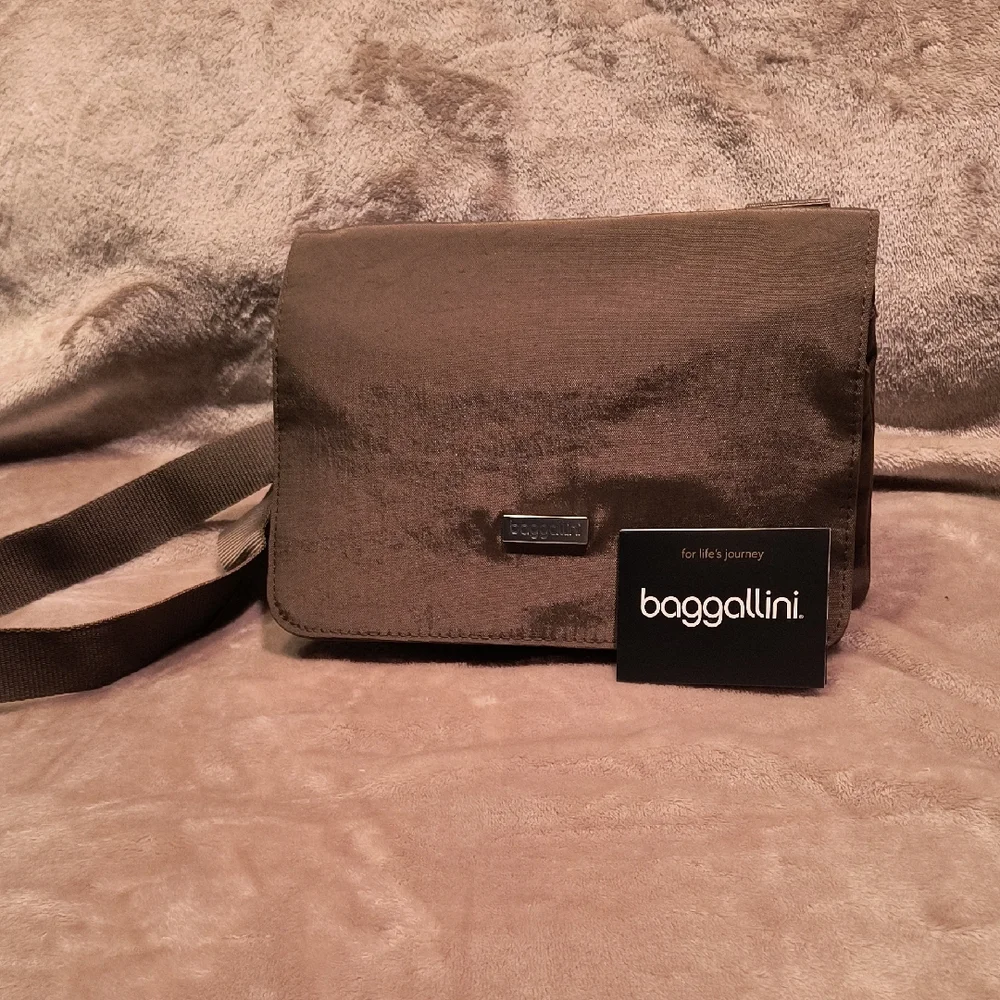 Baggallini Crossbody Bag NWT Women's